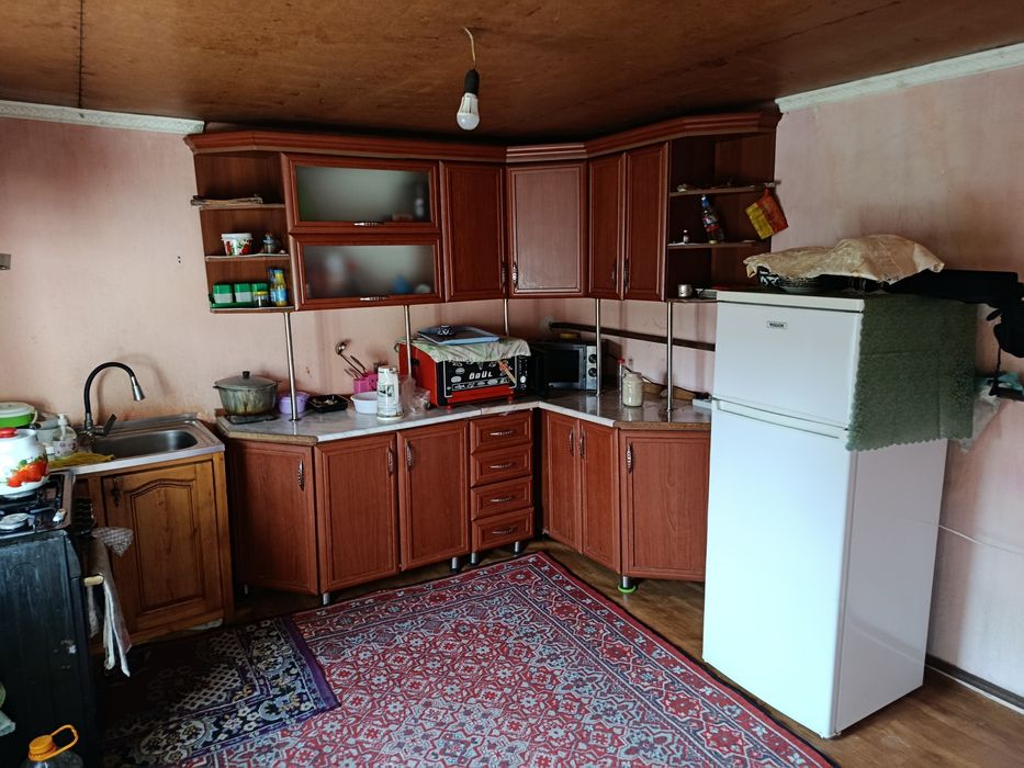 Uy sotiladi Oʻrtachirchiq tumanida