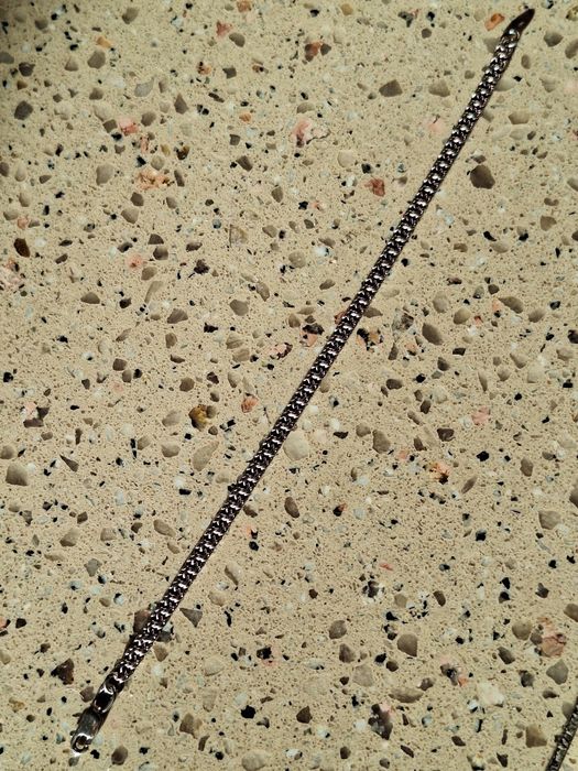 Серебряные браслеты