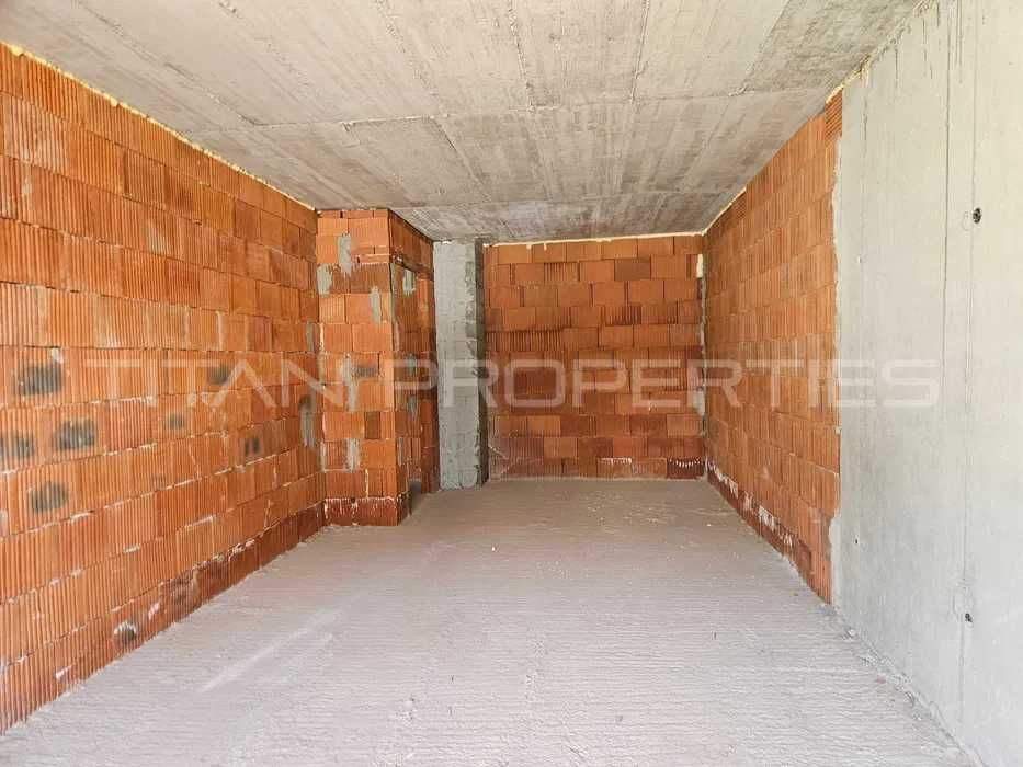 Продава се Двустаен апартамент в Пловдив, Христо Смирненски - 64 кв.м за 1302 €/кв.м - Снимка #1