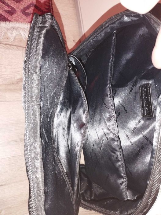 Vând rucsac pentru laptop Gino Rossi