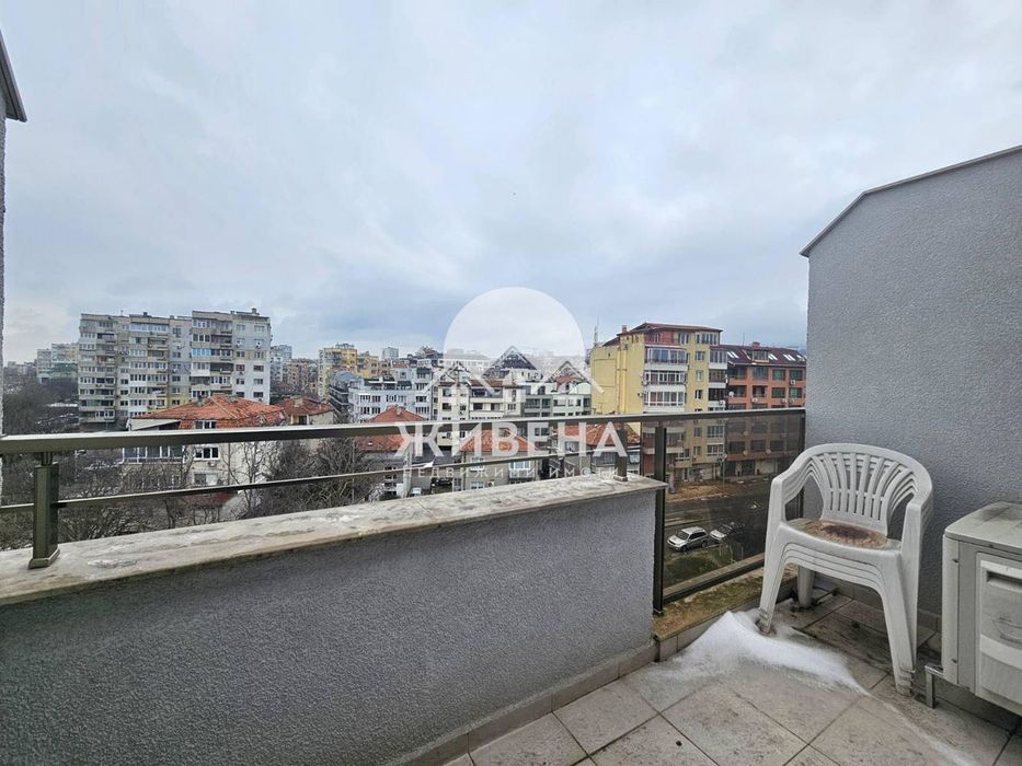 Дава се под наем Тристаен апартамент в Варна, Левски - 120 кв.м за 897.6 € - Снимка #3