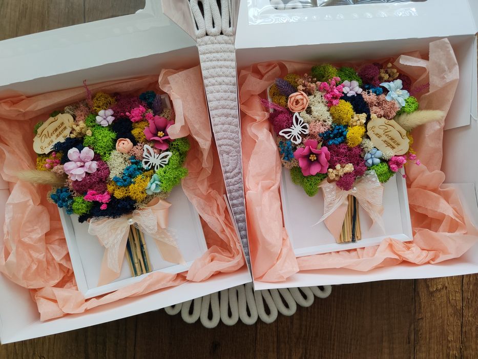 Букет в рамка от скандинавски мъх