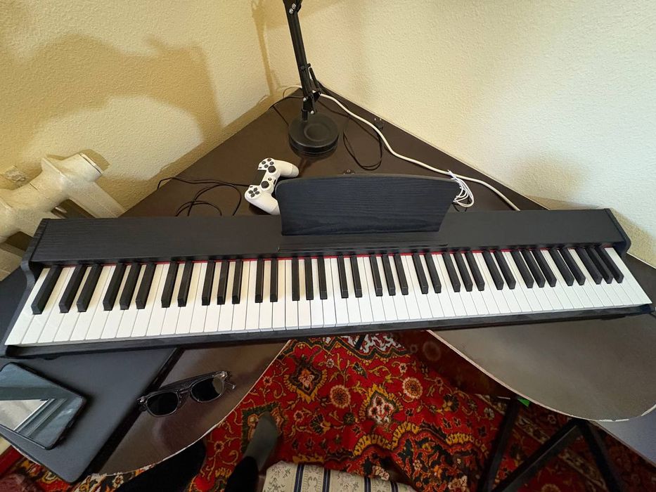 Raqamli pianino 88 lik