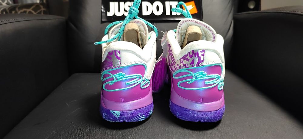 Nike Lebron XXII, номер 47