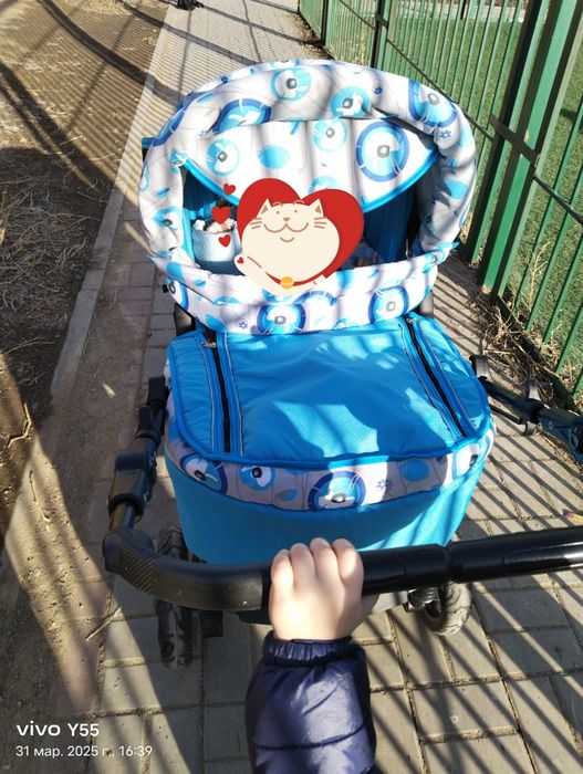 Отдам даром коляску