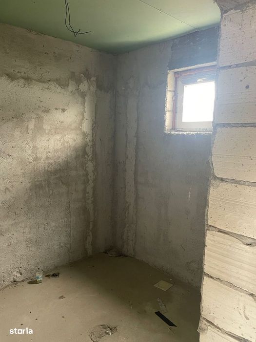 Casa de vanzare, Poroschia, in constructie avansata