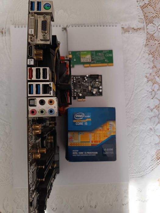 Memorie RAMddr3 GB. Skill 2x8gb +i5-3330 la pachet