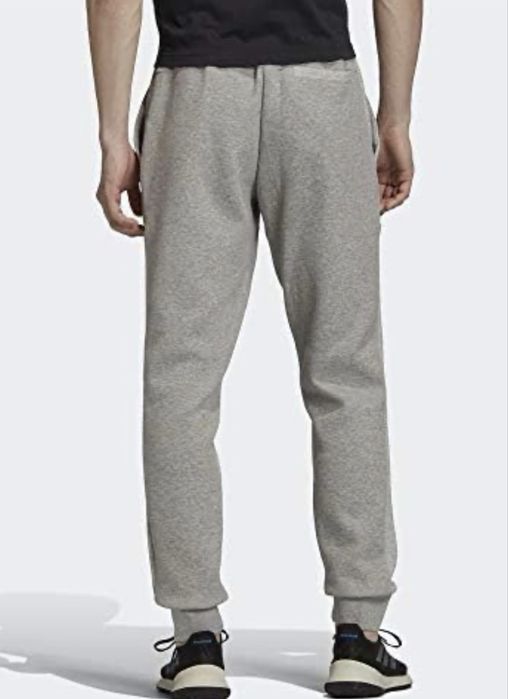 Мъжко долнище ADIDAS . Размер M/L