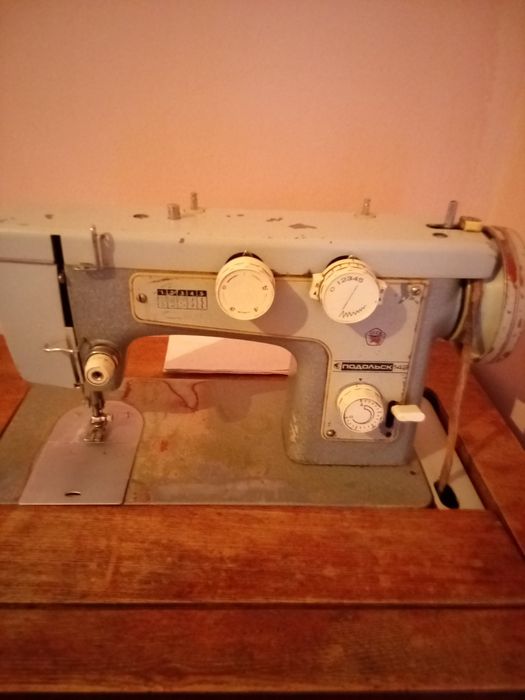 Tikuv mashinasi eski