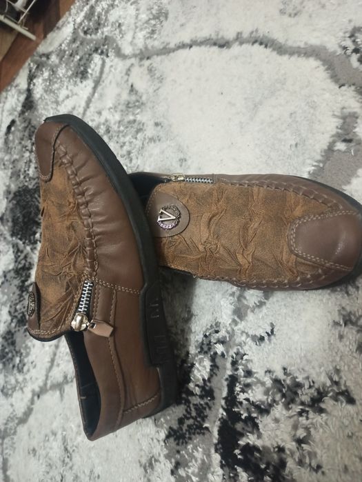 Мужская обувь.      .