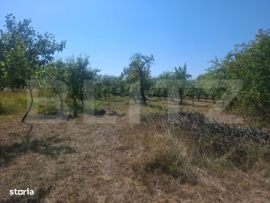 teren cu priveliste panoramica deosebita