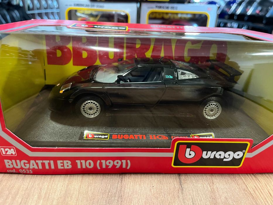 Метална колекционерска количкa BBURAGO BUGATTI EB 110  мащаб 1:24