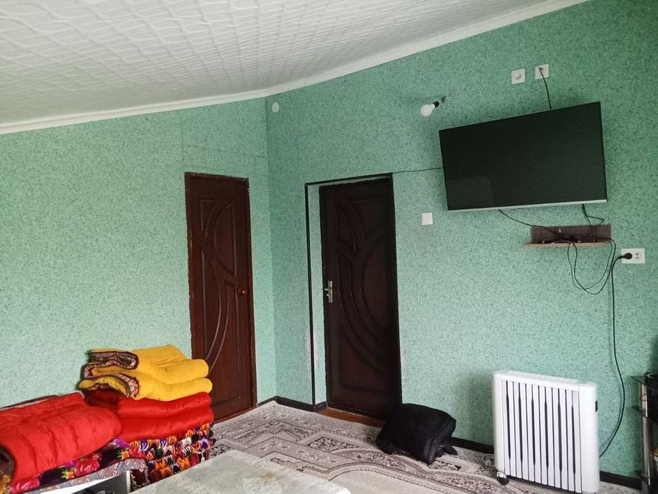 Uy sotiladi Xovli Toshkent viloyati