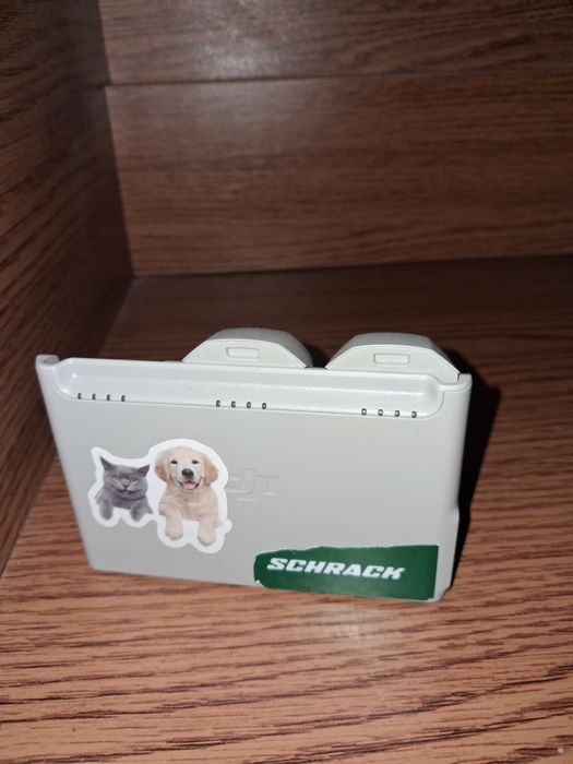 Vând drona dji neo fly