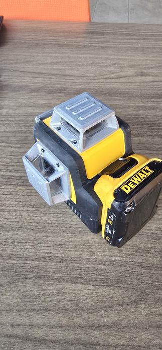 Laser Dewalt defect