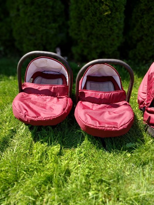 Vând cărucior gemeni Kunert Boostere 3 in 1