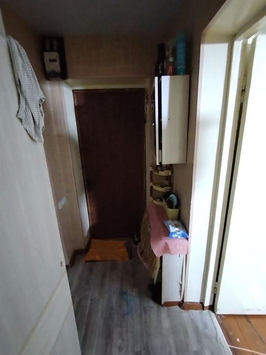 Уй сотилади срочно чилонзор 1 кв 8 домда 1 хонали квартира локатся урб