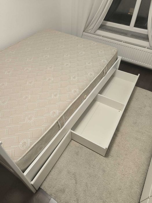 Mobilă dormitor IKEA – set complet, ca nou