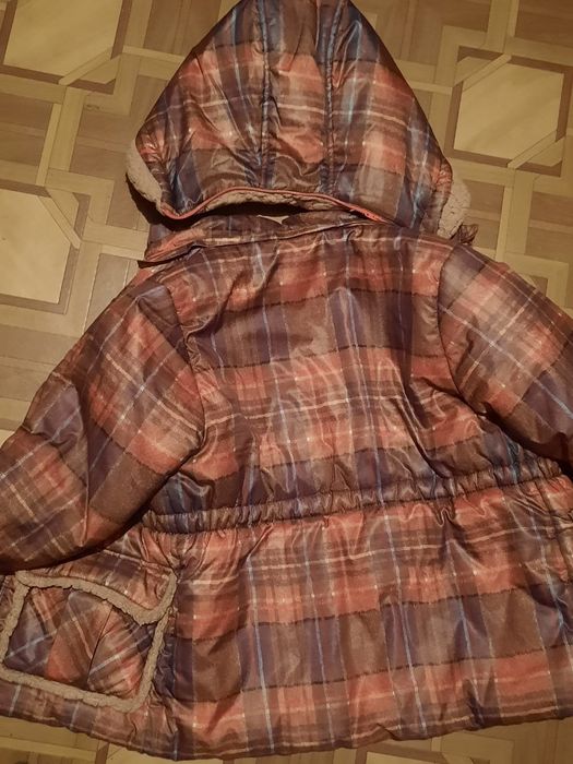 Продам куртку демисезонную