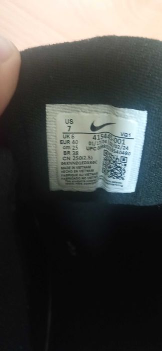 Маратонки Nike 40 номер