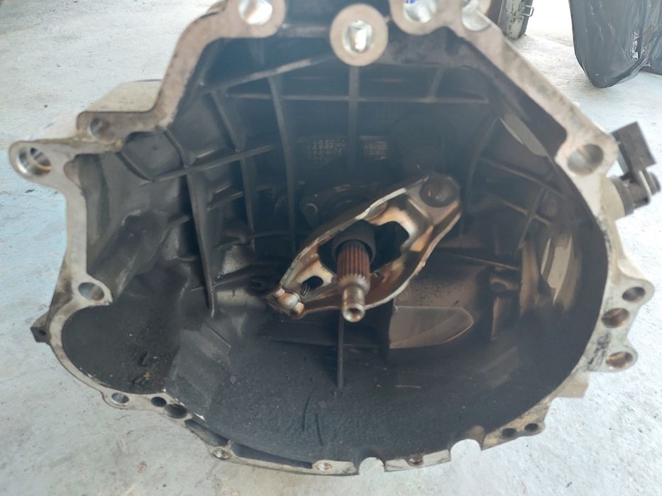 Cutie viteze manuala 6+1 quattro AUDI A6 C6 4F BENZINA V6 cod KJA