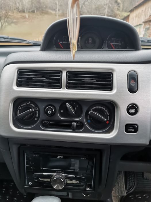 Mitsubishi pajero sport