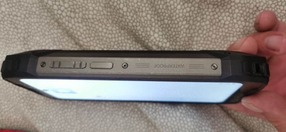 Vand telefon blackview bv7300