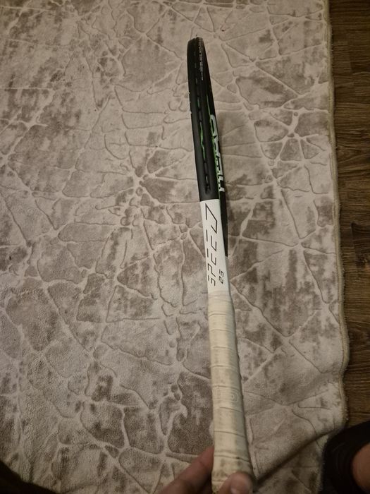 Ракети за тенис на корт