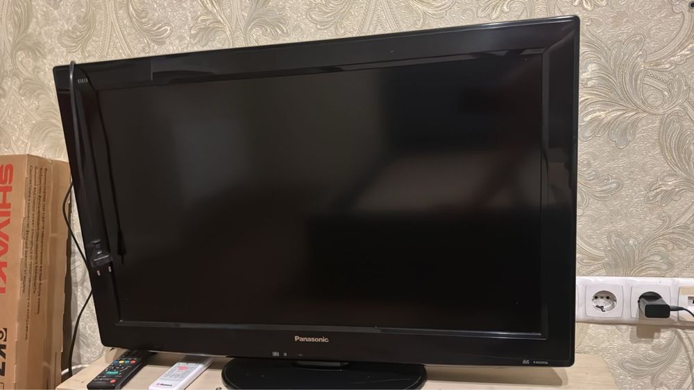 Телевизор Panasonic в идеальном состоянии диагональ 42’’