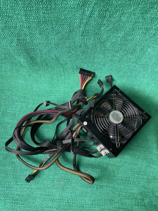 vand sursa cooler master 1000w