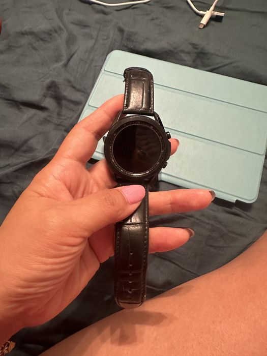 Срочно продам Самсунг watch 3