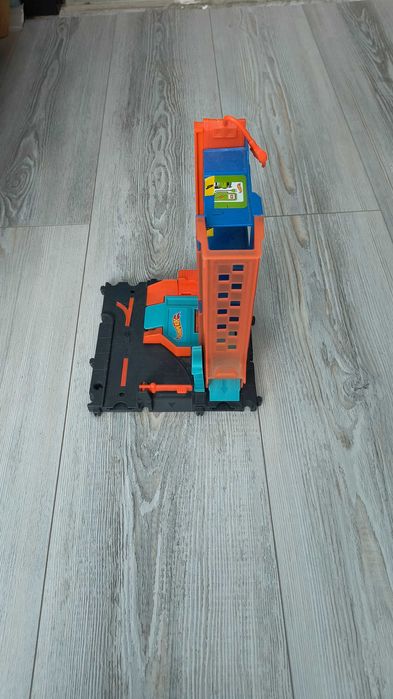 Hot wheels писти