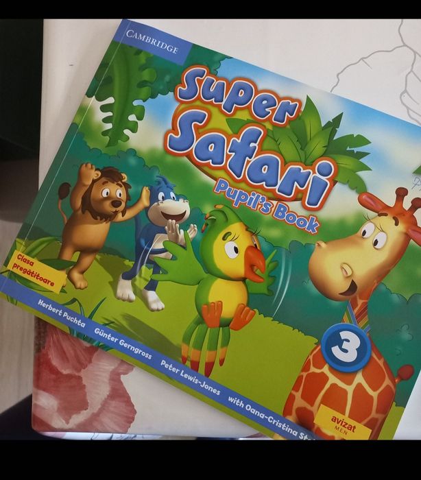 Vând carti pentru copii și adolescenți