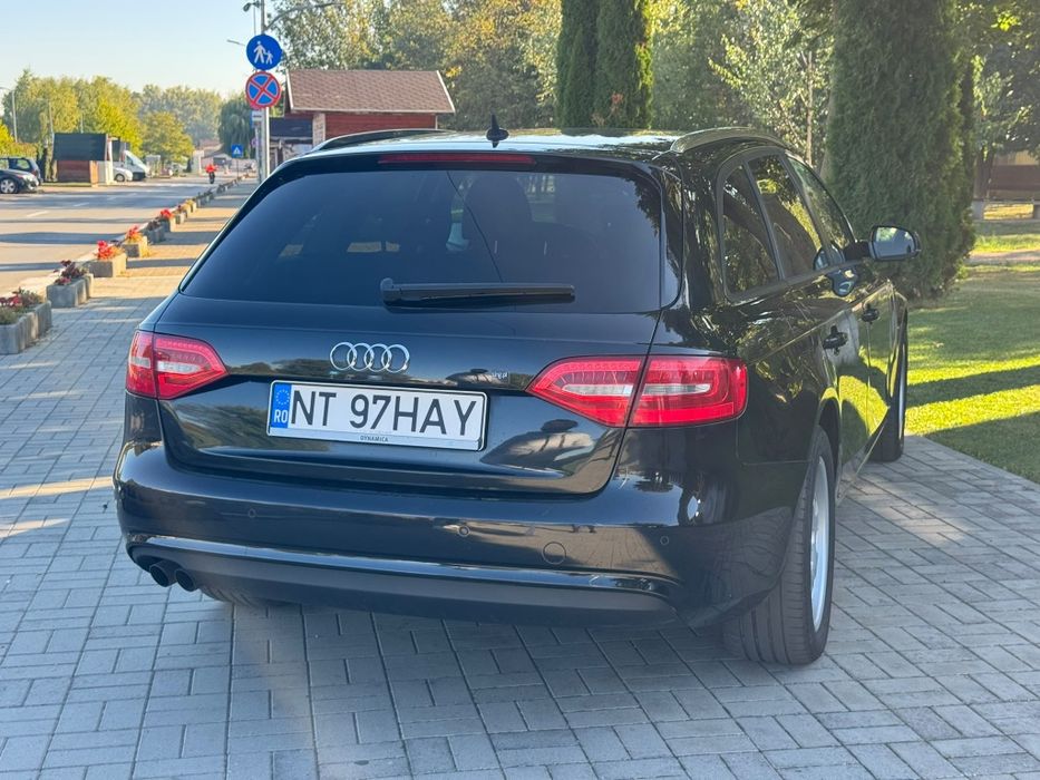 Vând sau schimb Audi A4 B8.5 2.0
