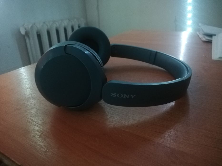 Наушники Sony WH-CH520