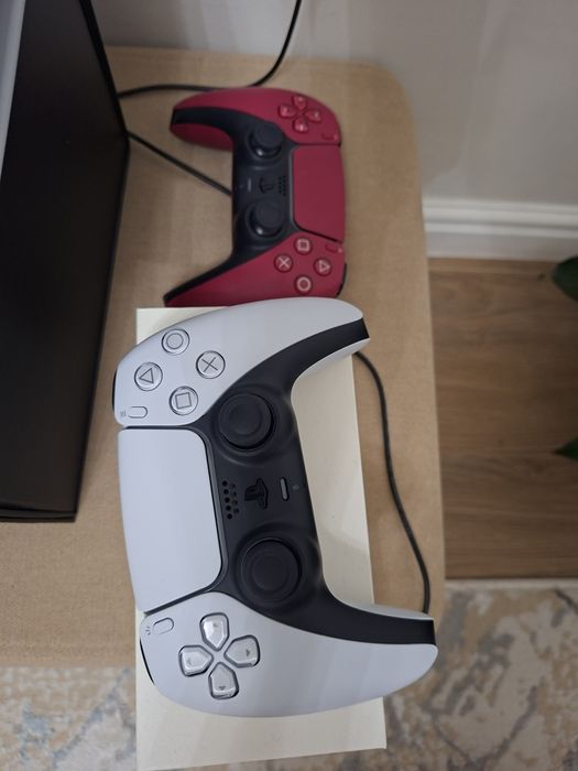 Ps5 slim с дисководом и комплектом