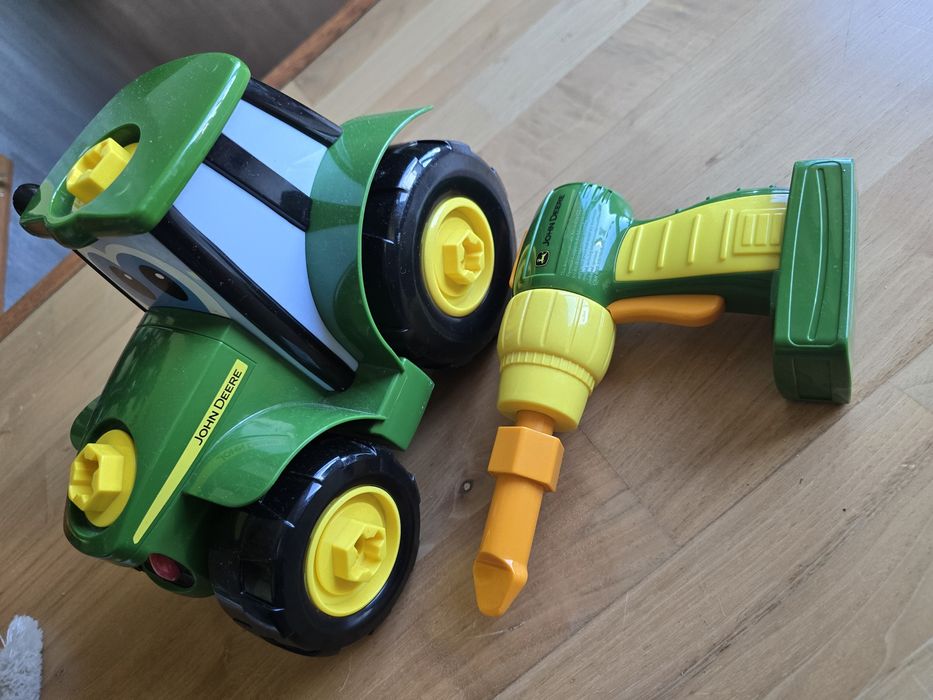 Tractoare pentru copii Fend si John Deer