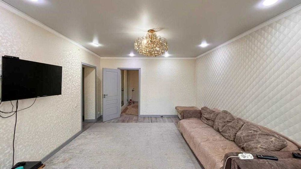 Продам 4 ком дом Людмила Империя