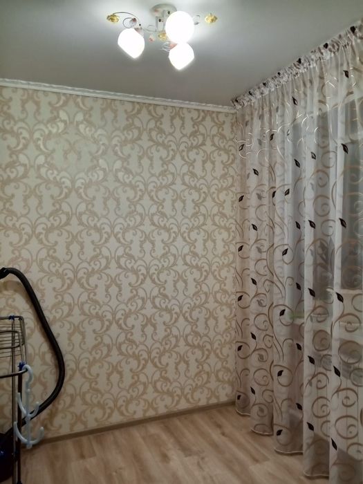 Продам трёхкомнатную квартиру