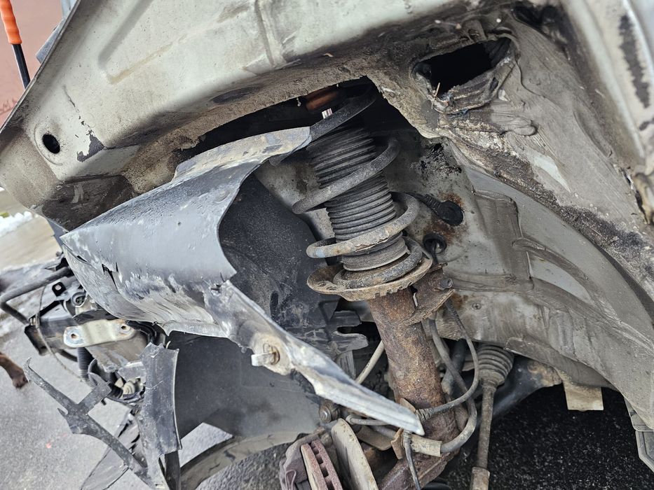 VW Golf plus 6 2010 1.6 TDI avariat