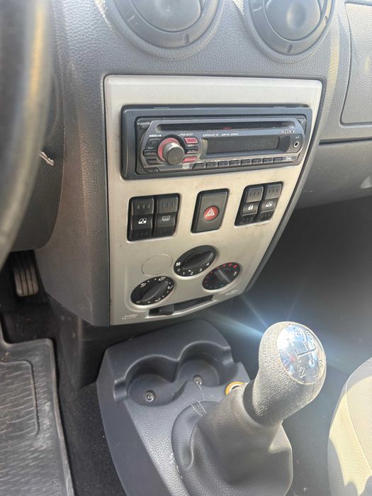 Dacia Logan MCV .7 locuri . 1,6 mpi
