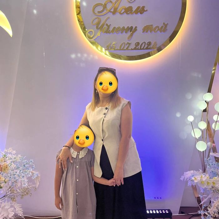 Костюм. Жилетка с юбкой