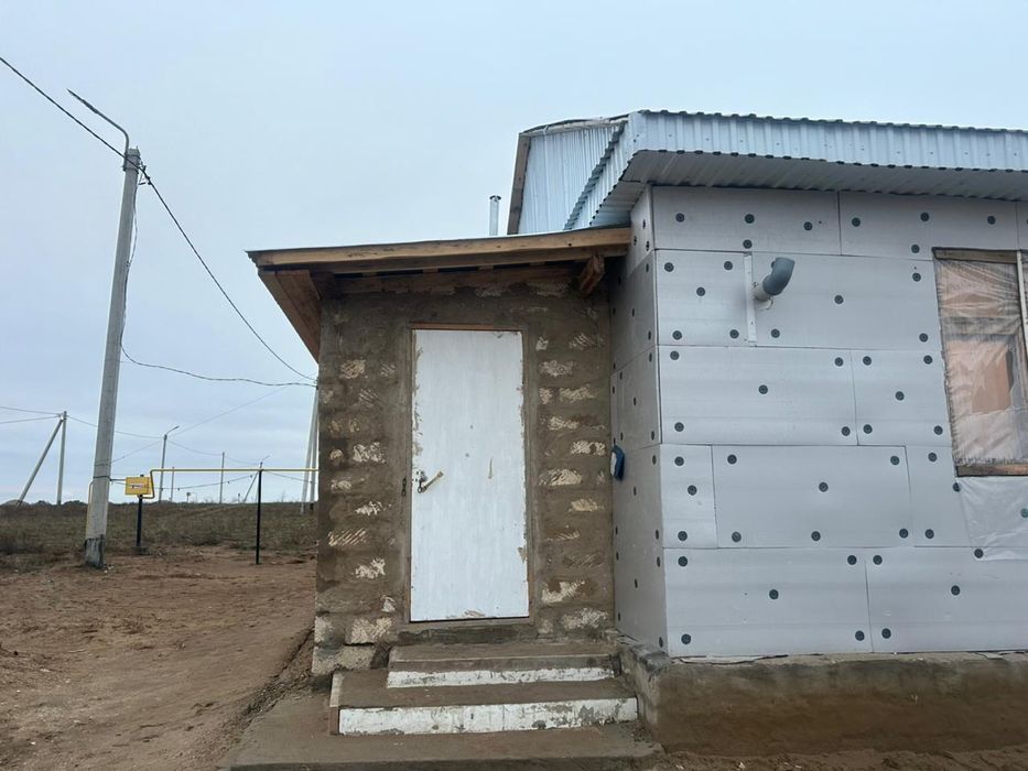 Продам частный дом в районе Акшат 3.