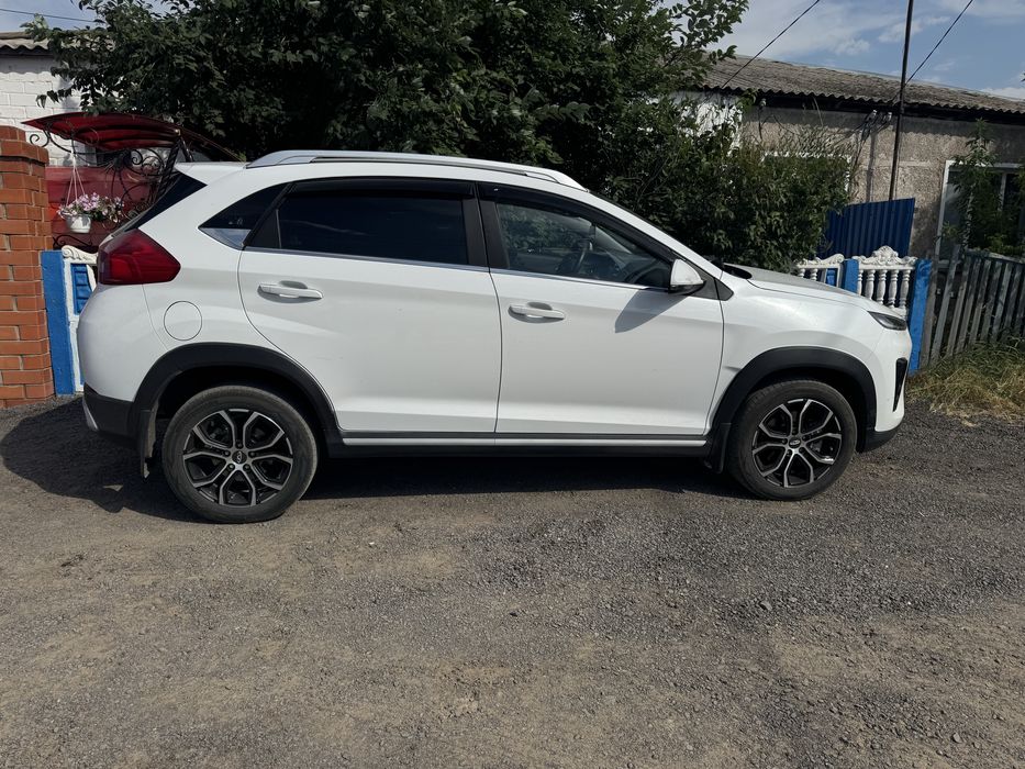 Продам машину Chery tiggo 2 pro