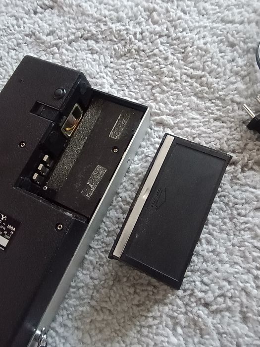 Casetofon portabil walkman sony tc-100A