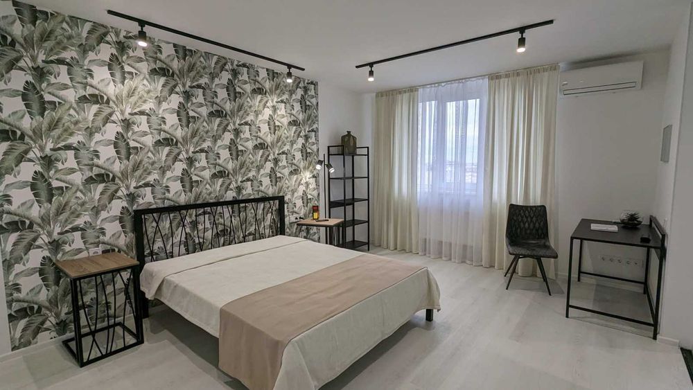 Дава се под наем Тристаен апартамент в София, Център - 90 кв.м за 61.2 € - Снимка #2