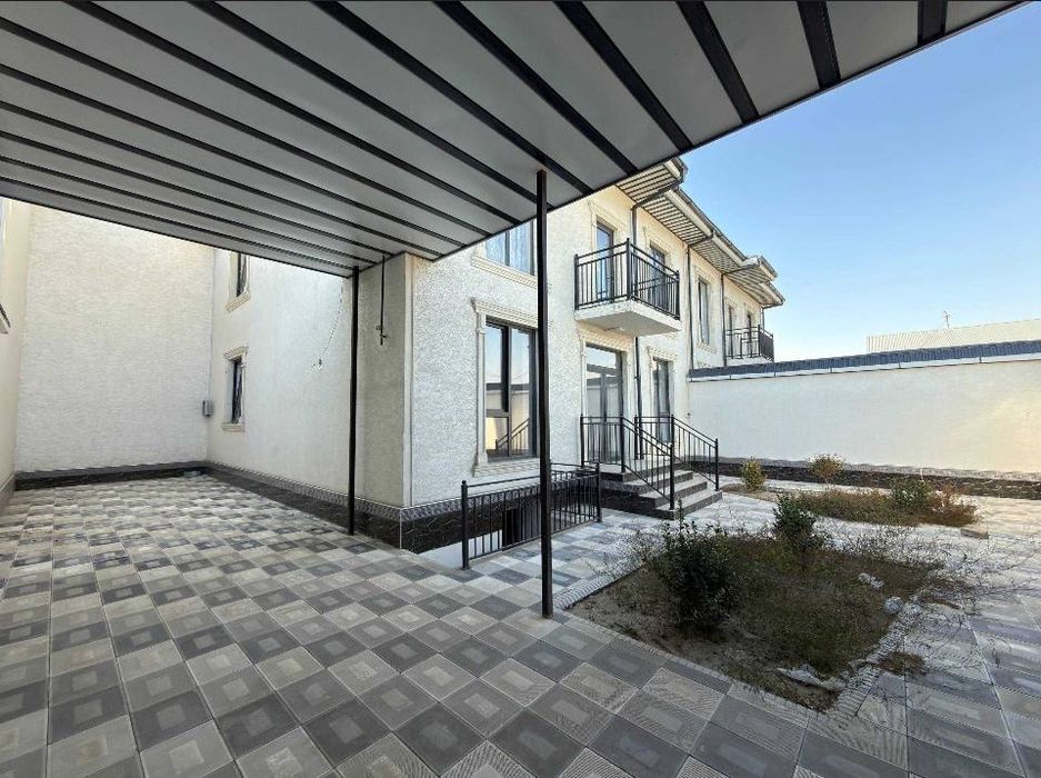 Продаётся Таунхаус (евро дом) с подвалом