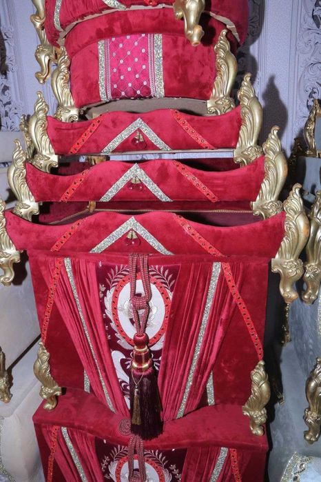 Sarpo quti va kelin koylaklar optim sotiladi!