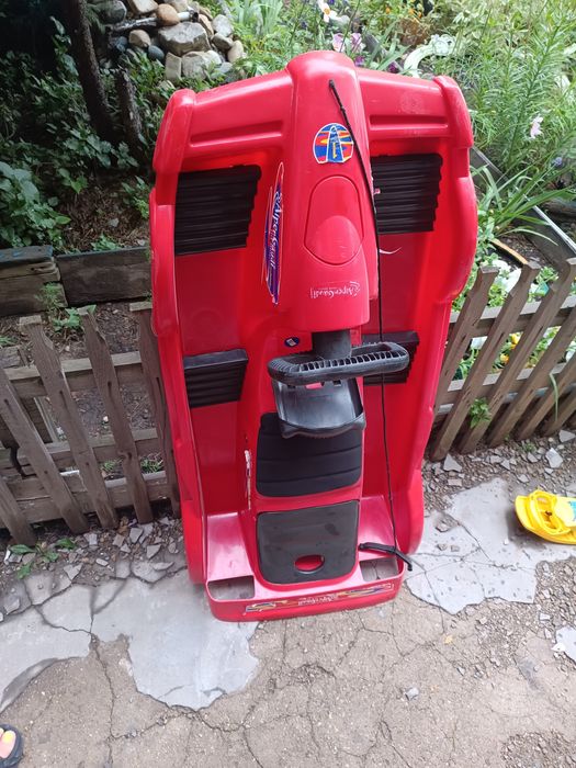 Продам санки детские