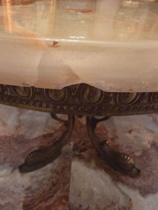 Masă de salon, vintage cu blat din onix și picioare din bronz masiv